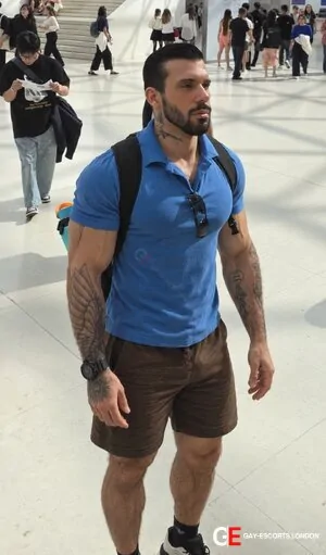 Bisexual Escort Rhafael 34yr - role