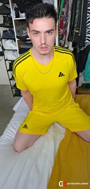 Gay Escort Adi 39yr - masseur