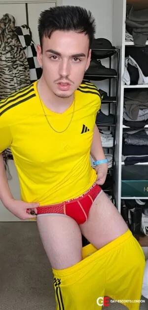 Gay Escort Adi 39yr - hotel dates