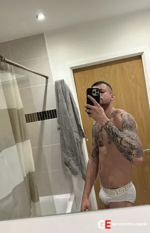 Bisexual Escort 🇧🇷 Xxl Matheus 🇧🇷 28yr - role