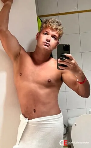 Gay Escort Chris Goulding 30yr - always safe sex